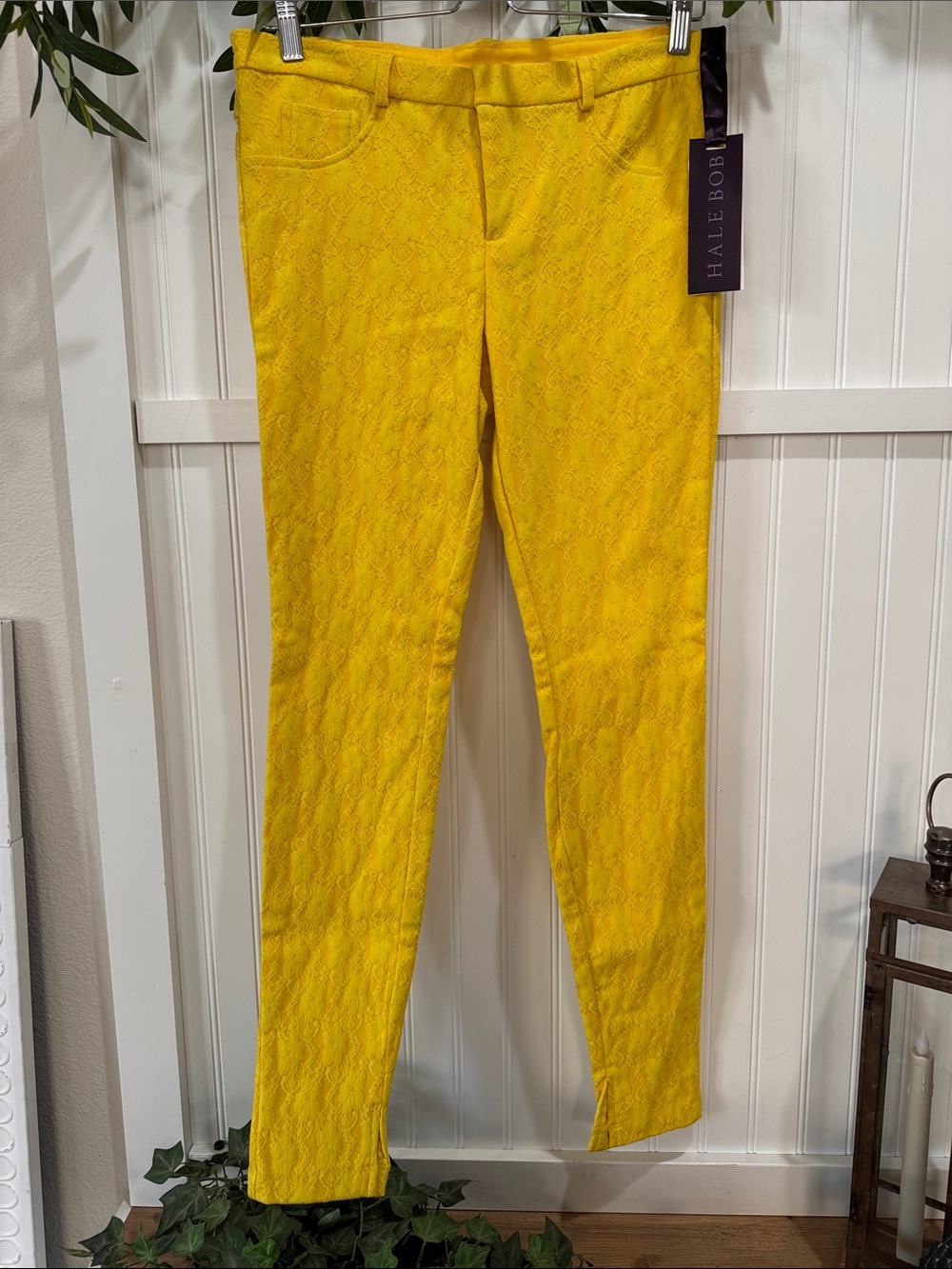 NWT! #130 HALE BOB Yellow Skinny Pants with Lace Overlay, Cotton FABULOUS!